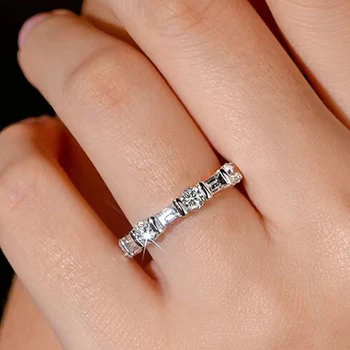 Huitan Модное Женское кольцо на палец Серебристого цвета, браслет с кристаллами кубического Циркония, простые стильные кольца для девочек, эффектные ювелирные изделия
