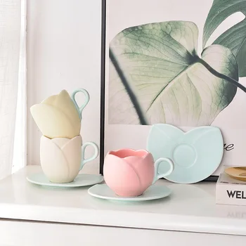 Винтажная Кофейная чашка с Тюльпаном, Высокая Красота, Изысканный Цветочный Набор для послеобеденного чая, Керамическая чашка и тарелка
